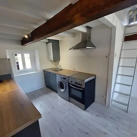 Appt Lumineux, Vue Place Vival * Figeac