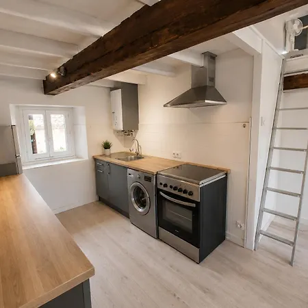 T3 Vue Place Vival - Coeur De Medieval - Parking Figeac